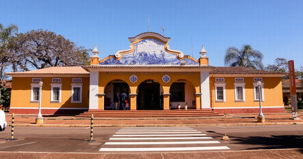 FZEA-USP em Pirassununga