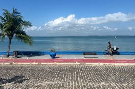 Orla ribeirinha na Baixada Maranhense
