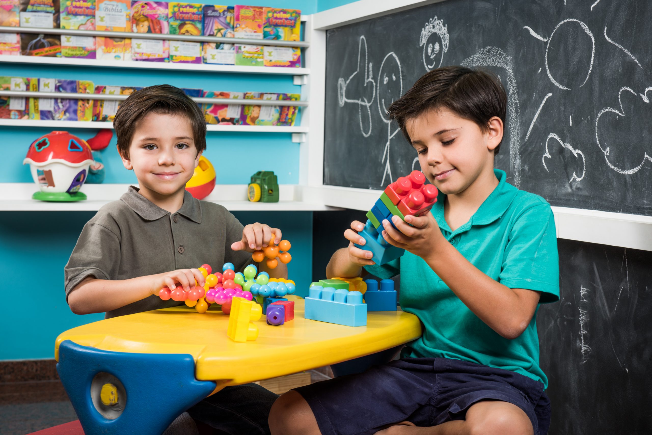 Atendimento pediátrico em ambiente infantil