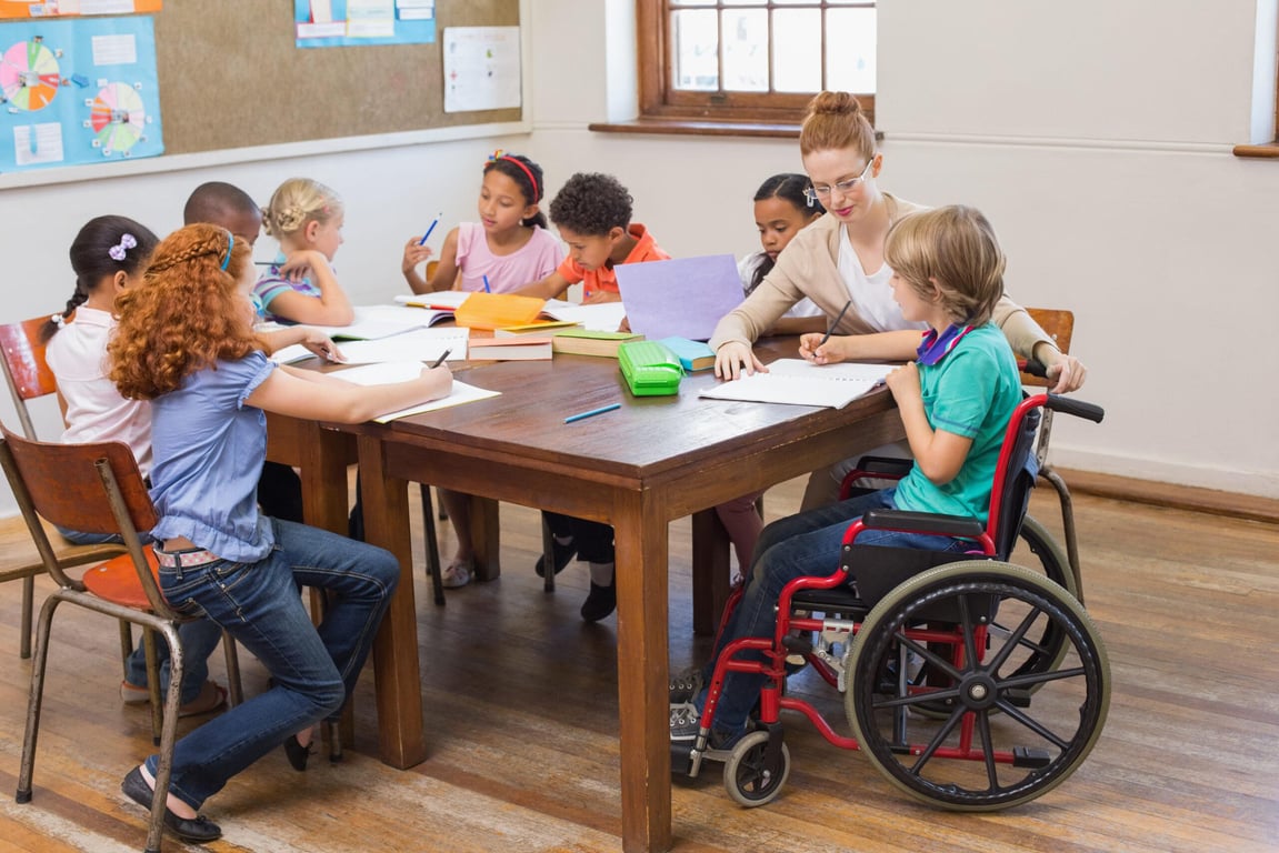Sala de aula com recursos de acessibilidade