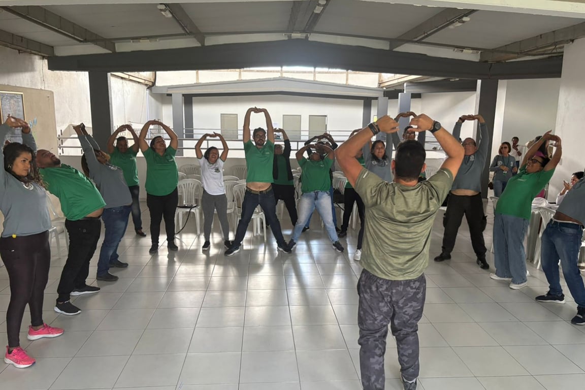 Agentes de saúde em atividade educativa