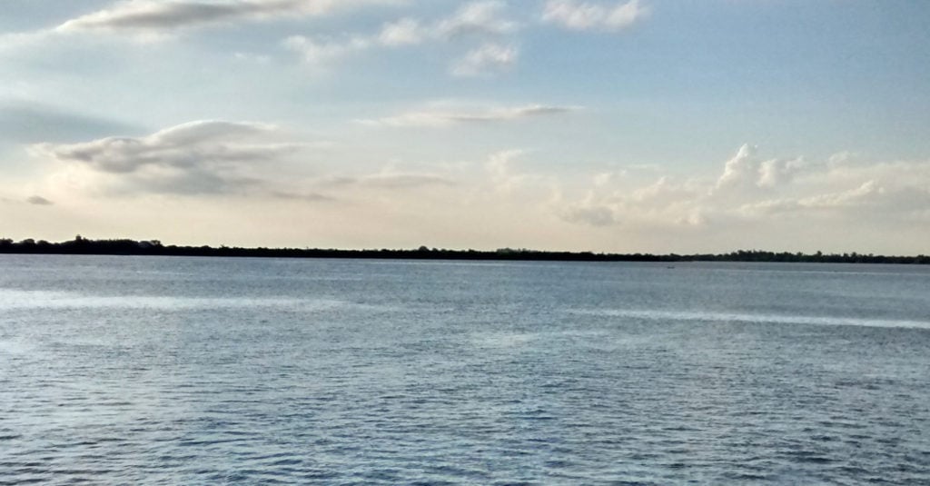 Pôr do sol no Guaíba em Porto Alegre RS