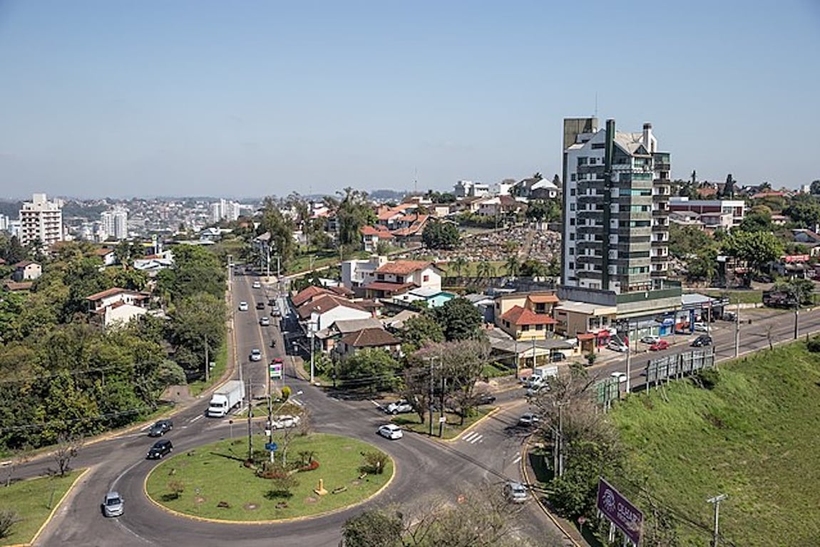 É uma imagem do post com o título COMUR Novo Hamburgo RS abre processo seletivo simplificado com 30 vagas