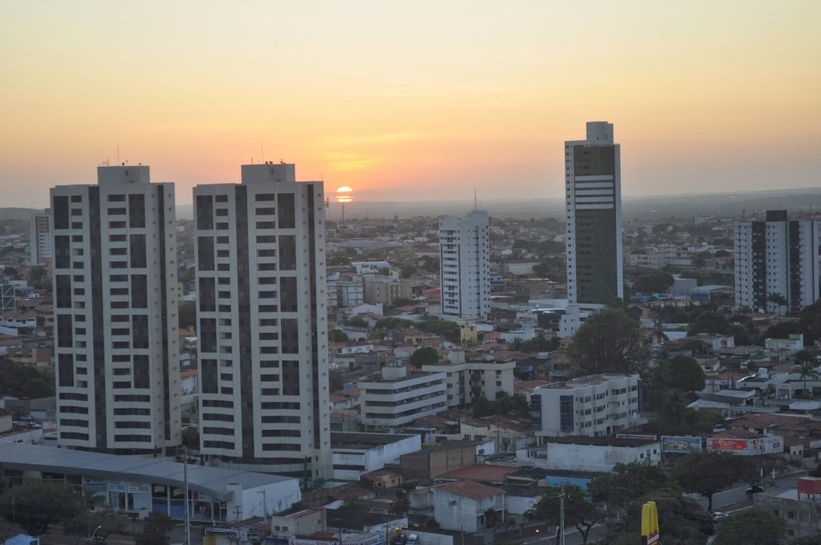 Vista urbana de Natal RN ao entardecer