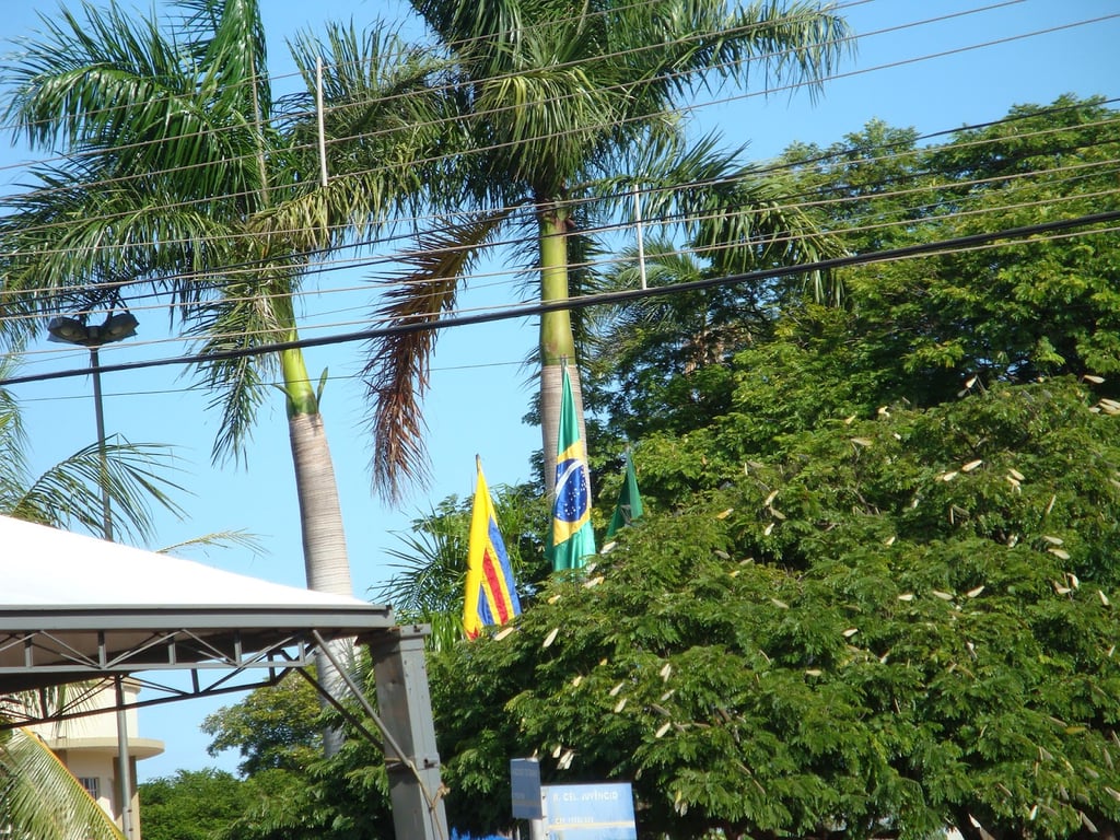 Praça central de Guia Lopes da Laguna MS