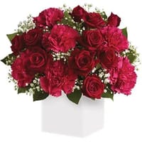 Heart of Christmas Flower Bouquet — view 4