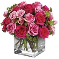 Fairytale Ending Pink Roses — view 4