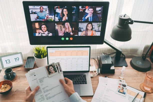 what is global outsourcing