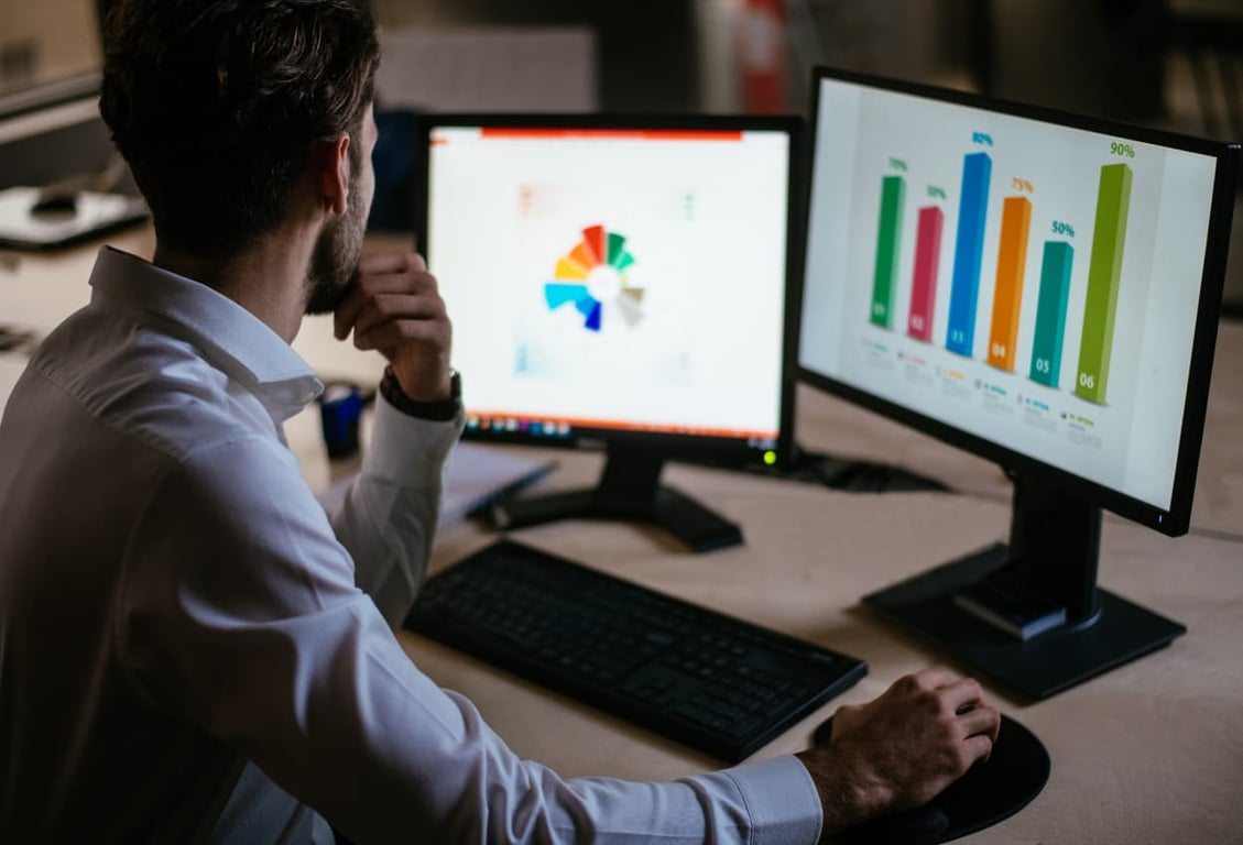 virtual assistant looking at the data