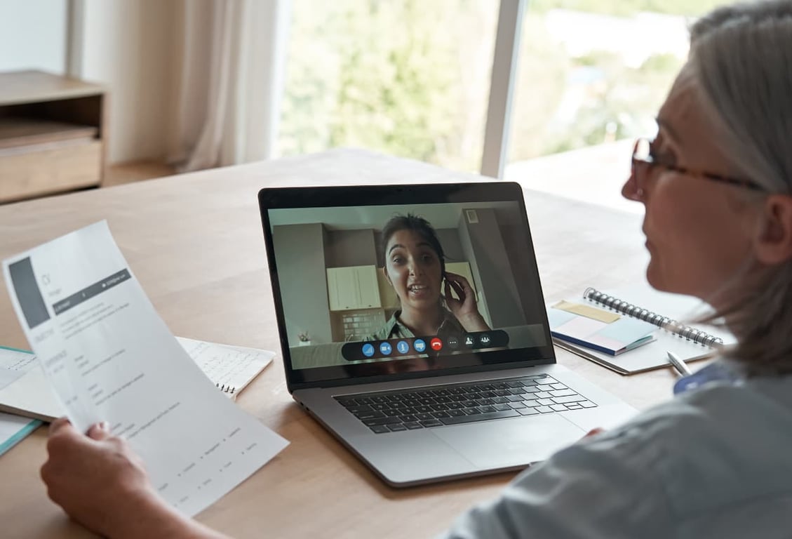 virtual assistant's online interview with employers