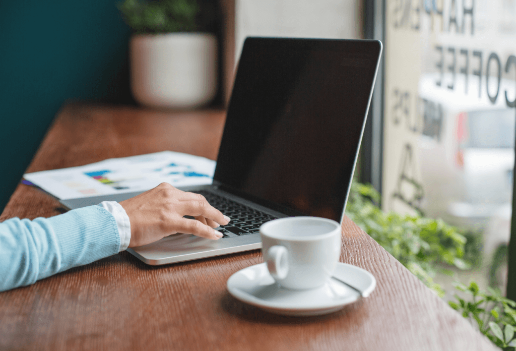 virtual assistant working while having coffee