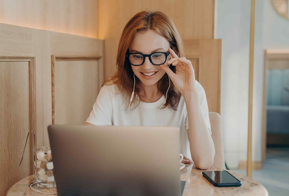 a virtual assistant applying online