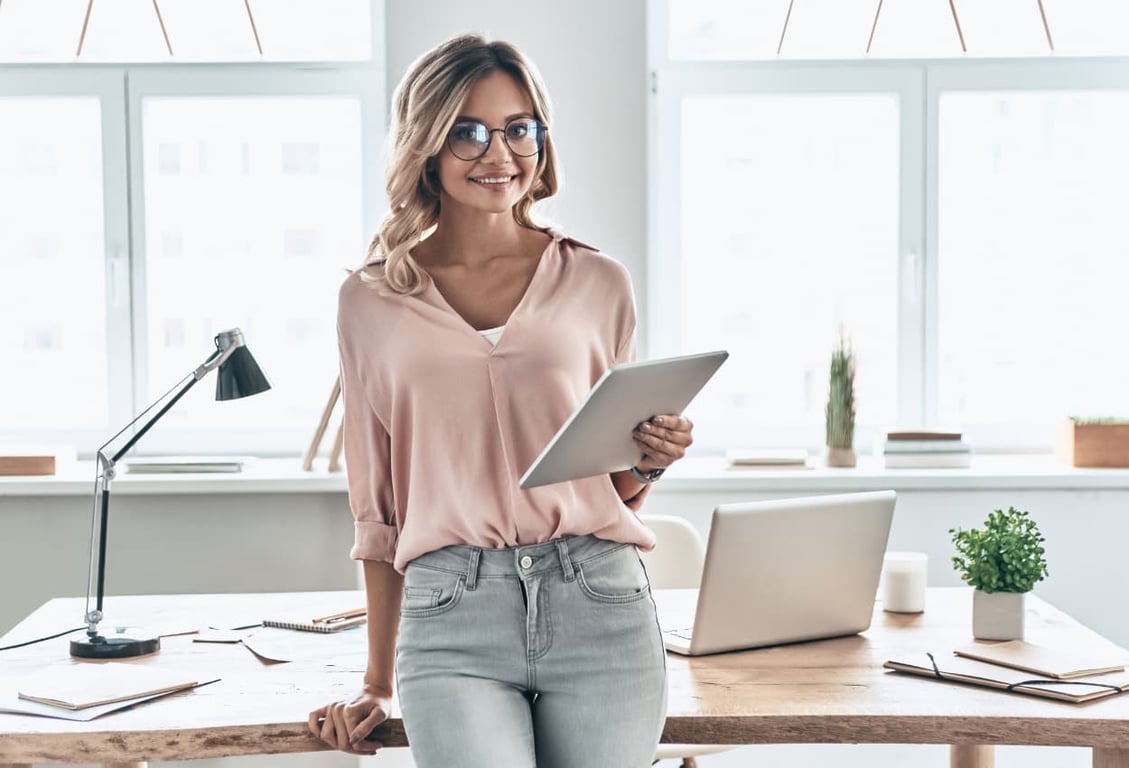 a virtual assistant smiling