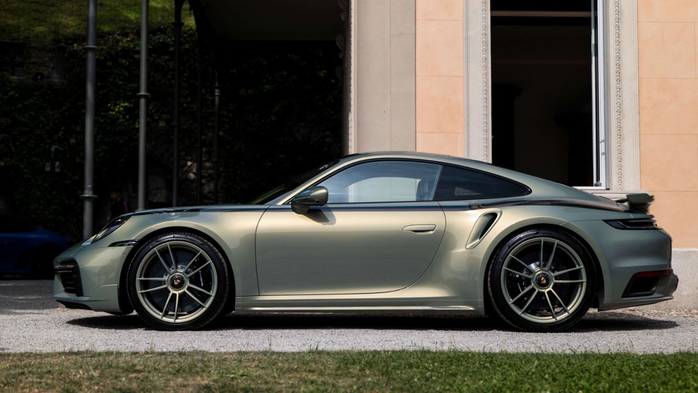 2024 911 Turbo S photo 4