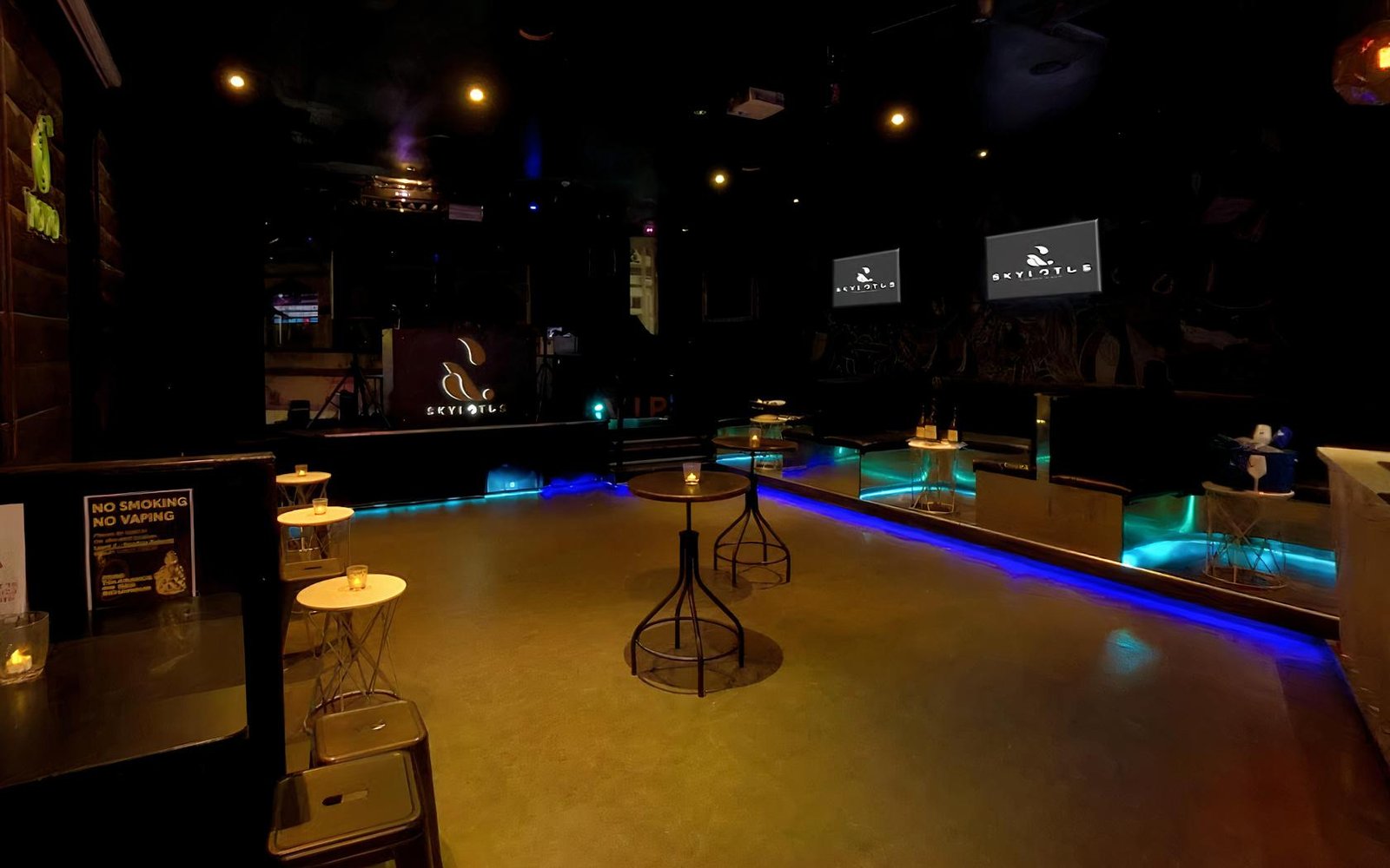 Club Area at Sky and Lotus photo 6