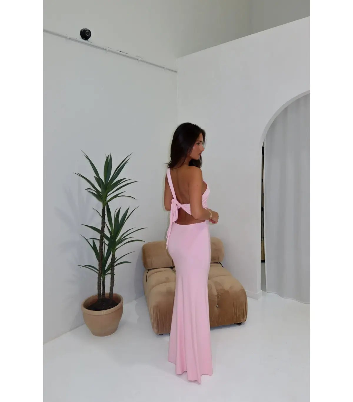 Natalie Rolt Fabienne Gown Blossom Pink Size 1 / AU 8-10 photo 2