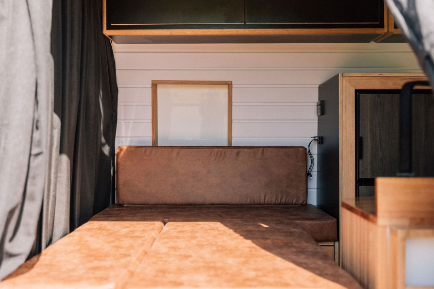 Lacy - Luxury Campervan photo 10