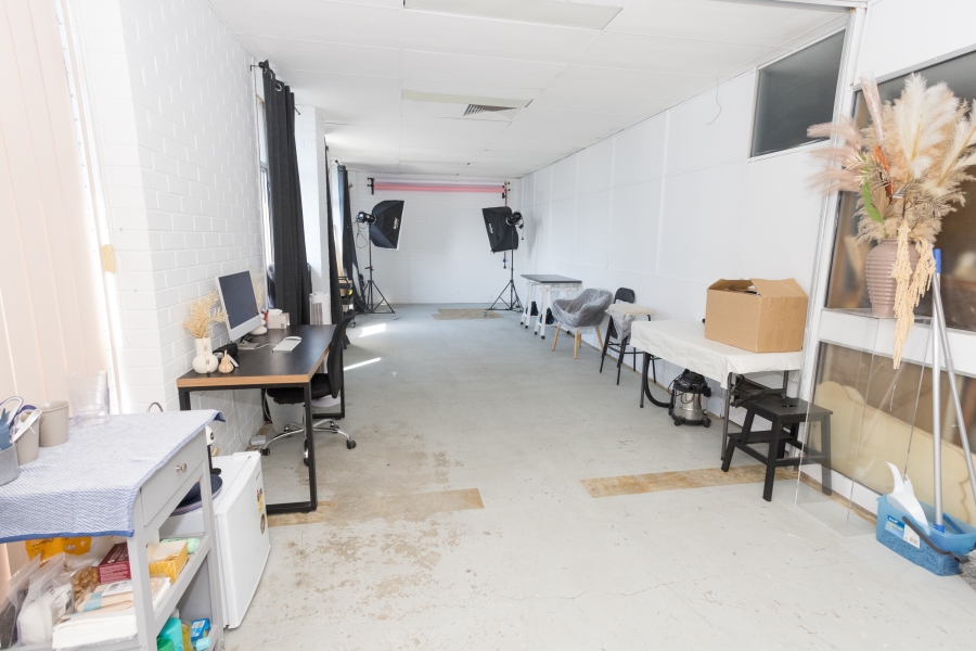 Share/Sublet Space photo 4