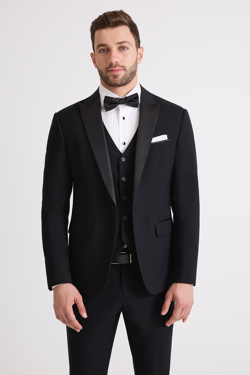 Black Tuxedo Peak Lapel Standard Package photo 5