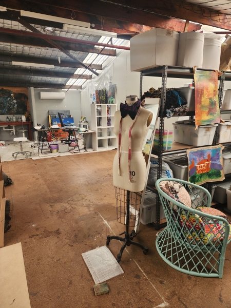 Bright Creative Studio for Rent from Sept 2025 photo 6