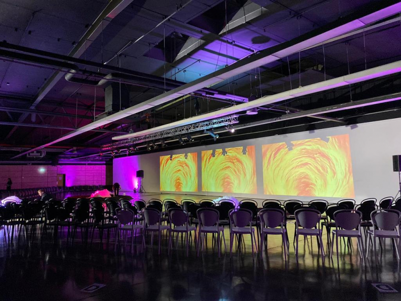 Private studio in light-filled period home, Coburg photo 10