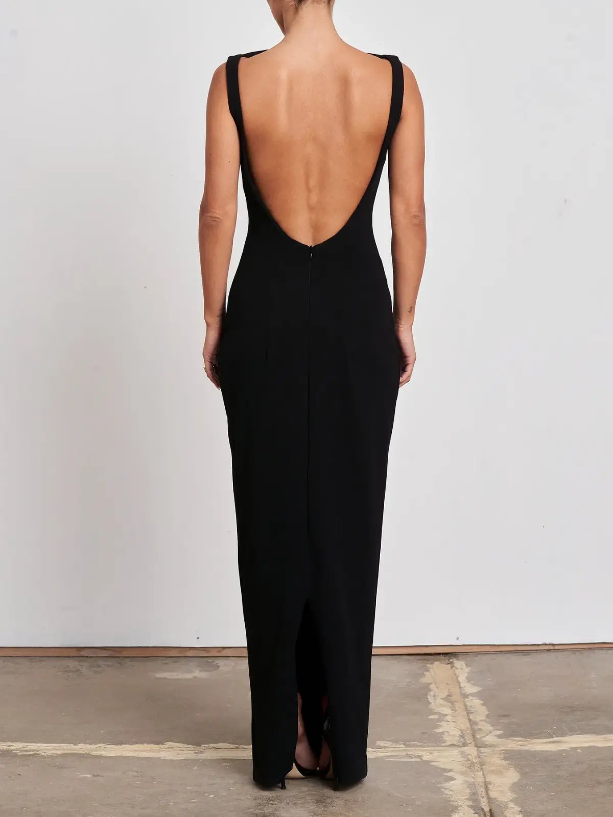 Effie Kats Verona Gown Black Size 8 photo 2