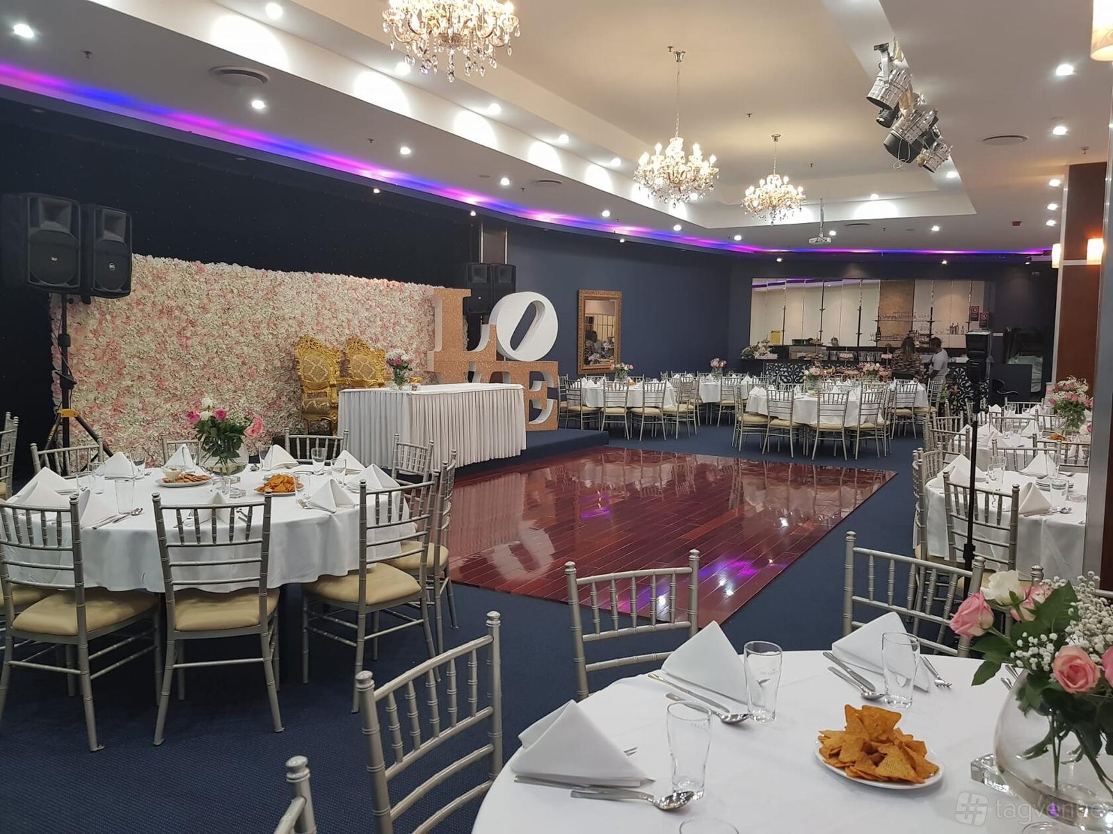 Crystal Room at Parra Villa Function Lounge photo 3
