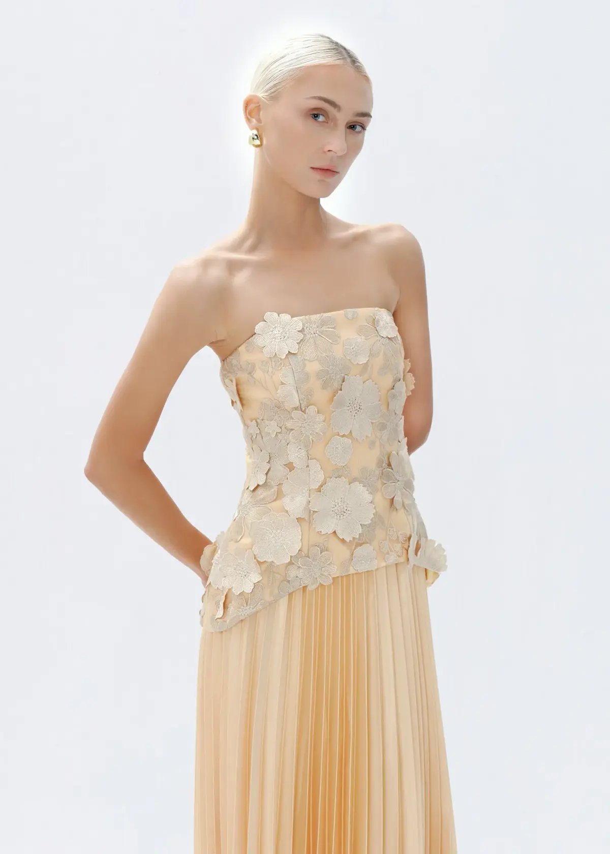 Justin Tong Cascade Pleated Maxi Gown Gold Size AU 14 photo 5