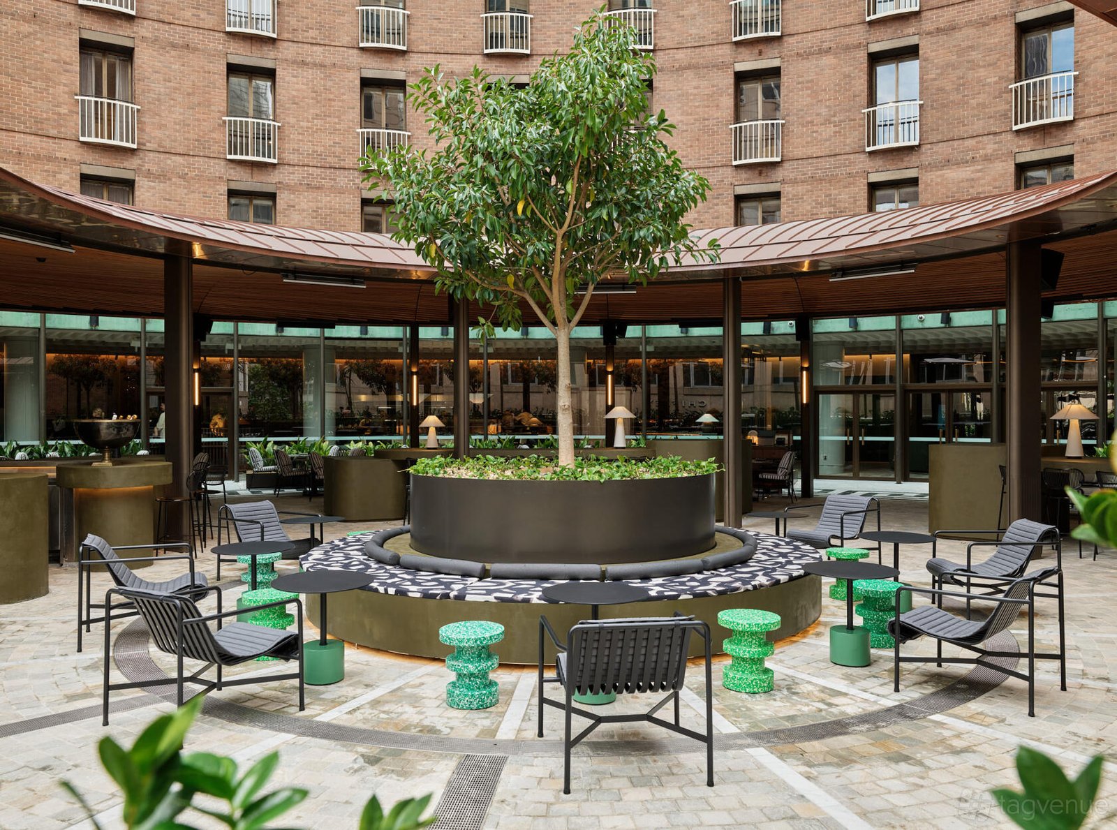 Wentworth Bar at Sofitel Sydney Wentworth photo 3