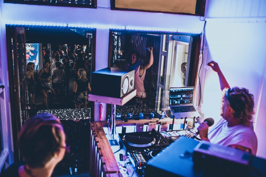 QUIVR - Livestream DJ Studio photo 6