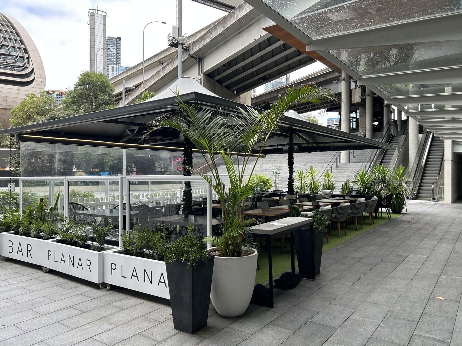 Outdoor Small Canopy at Planar Restaurant photo 2