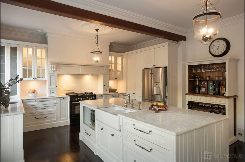 Entire Venue at Modern Luxury Home with High Ceilings photo 24