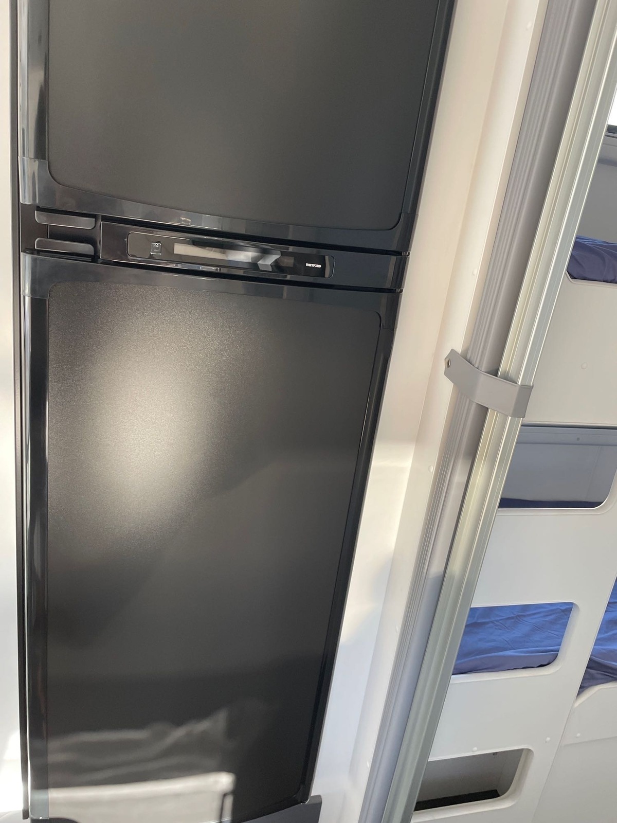 Leader Double bunk and Queen, discounts for long term hire photo 12