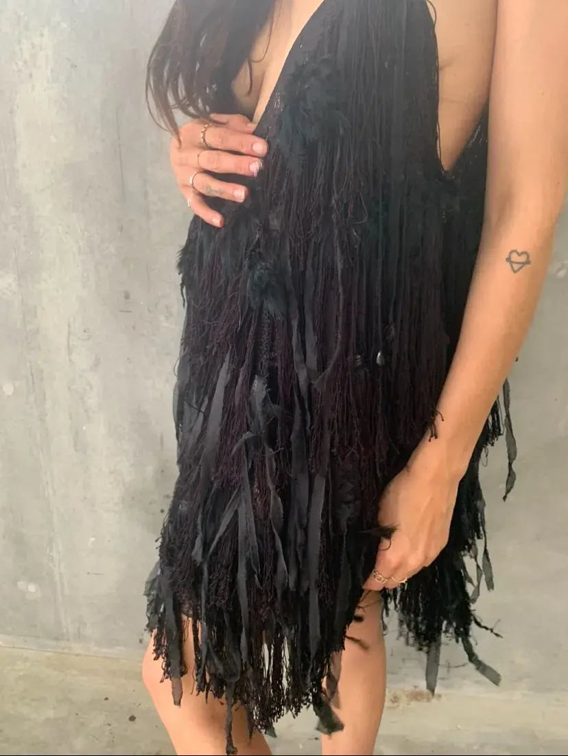 Camilla Black Mini Evening Dress with Feathers One Size photo 3
