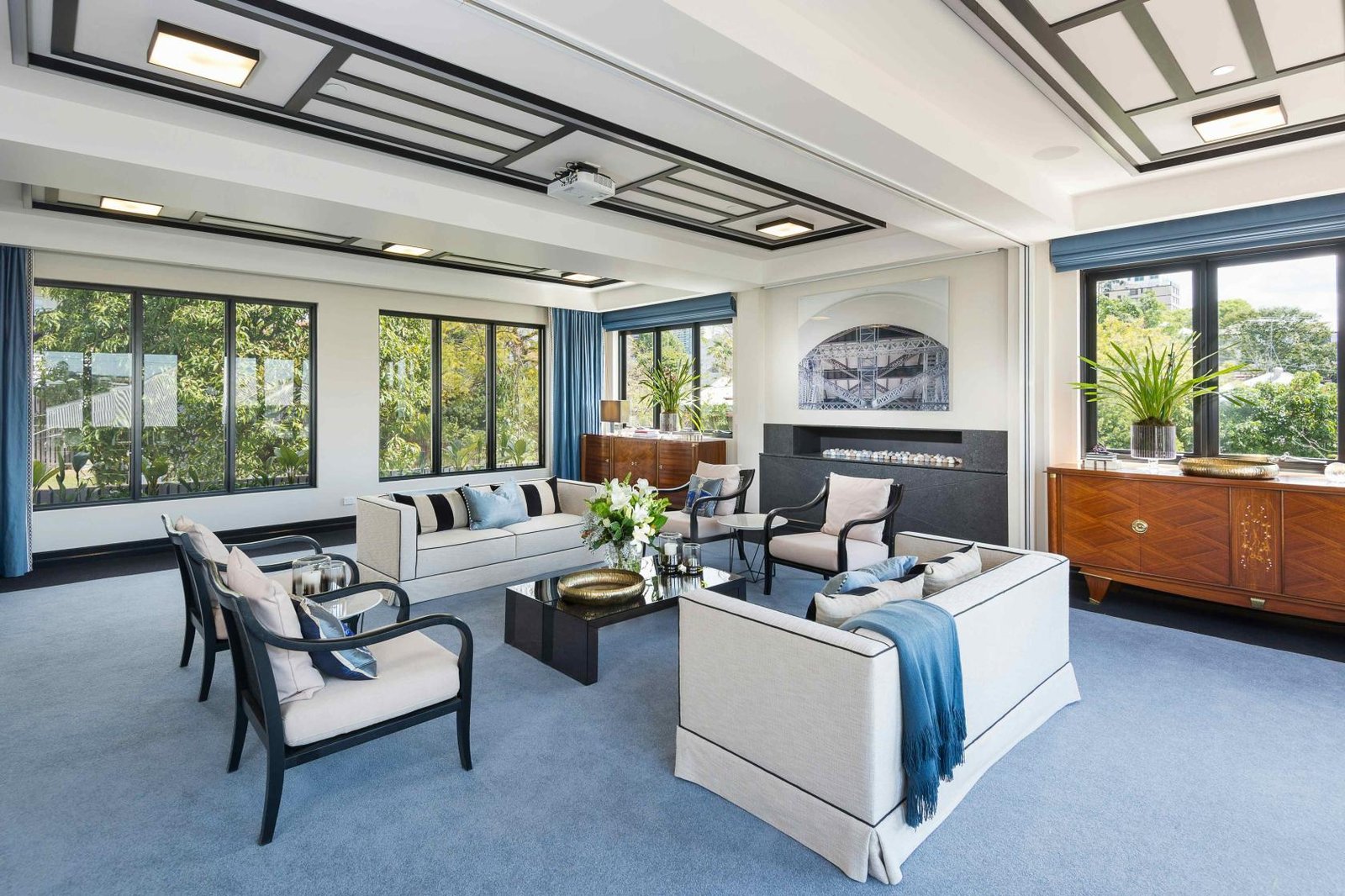 Simla Room at Spicers Balfour Hotel photo 2