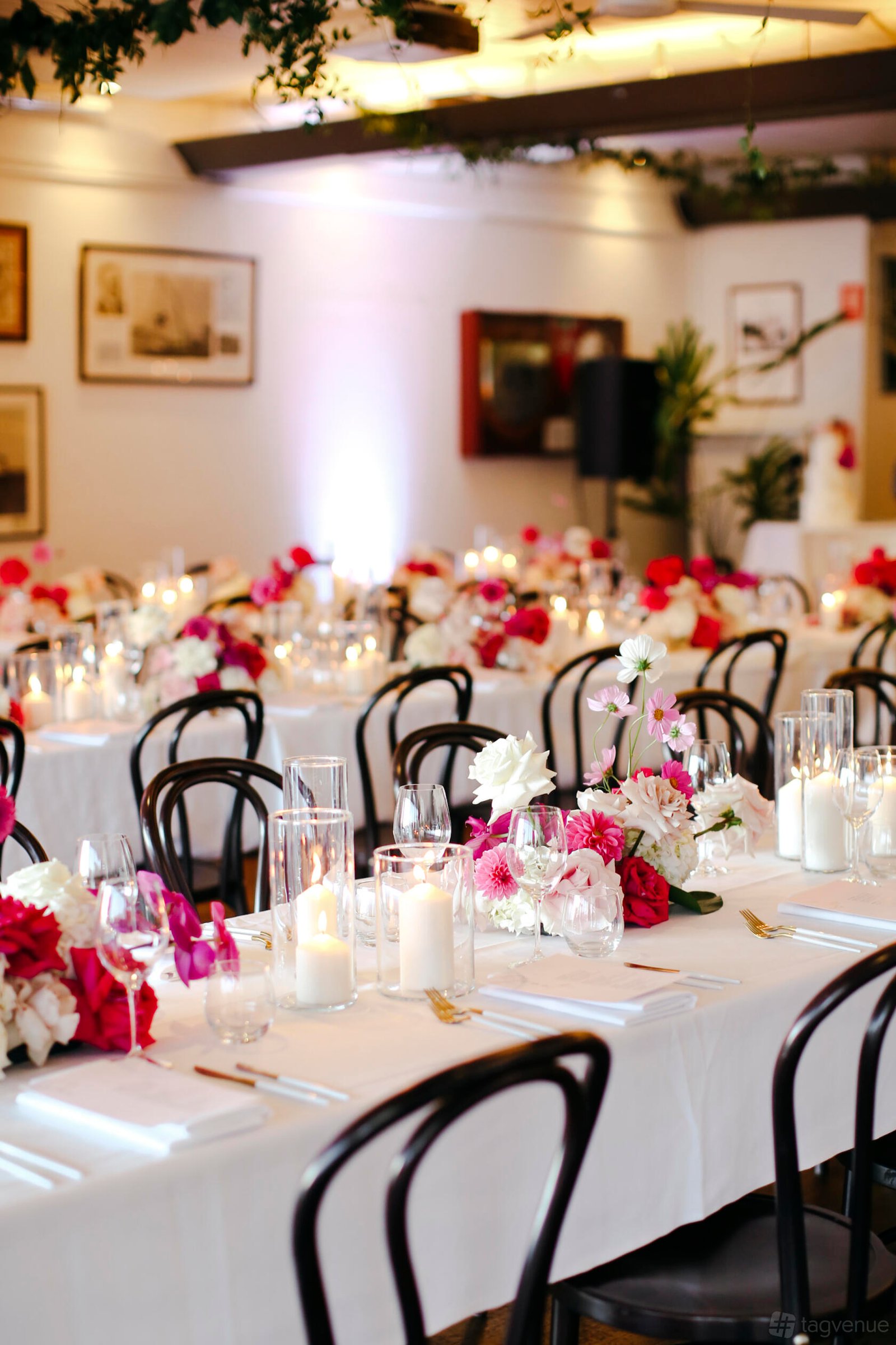 Main Diner & Sunset Balcony at Foys Kirribilli photo 4