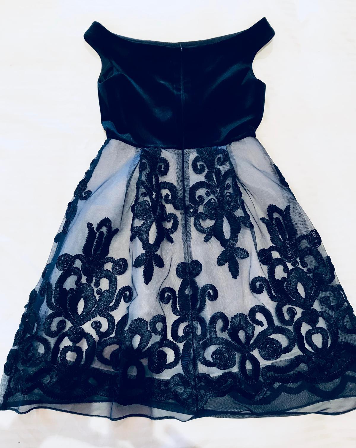 Carla Zampatti Selena Velvet Lace Dress Navy Size 10 photo 2