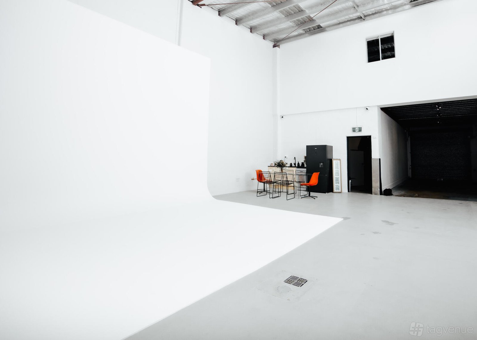 Industrial Warehouse Venue at UNO STUDIOS photo 5