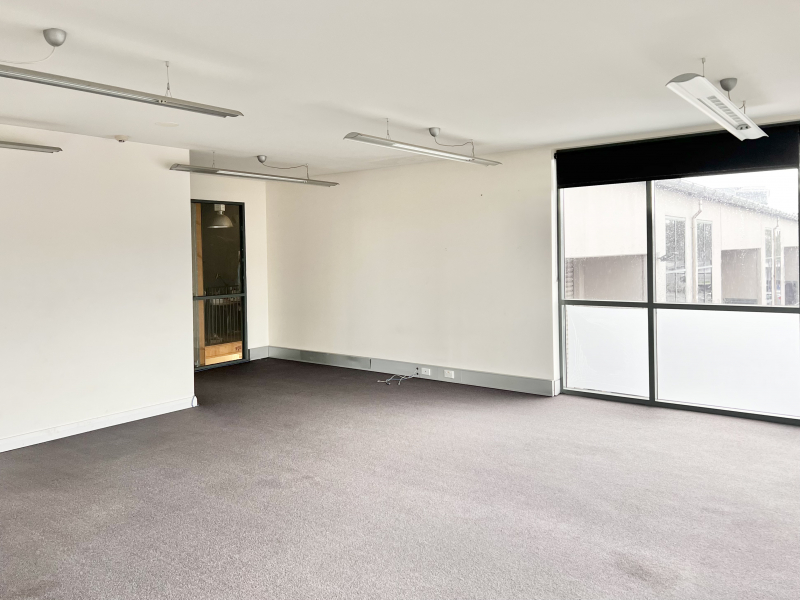 Large whole private studio/ office space photo 4