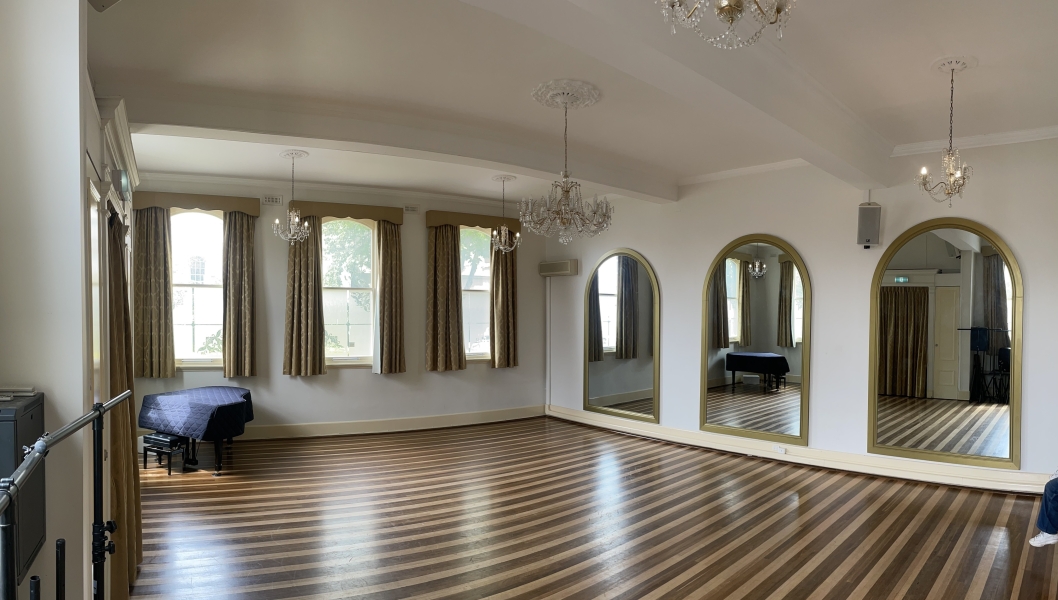 Russian House Crystal Hall photo 2