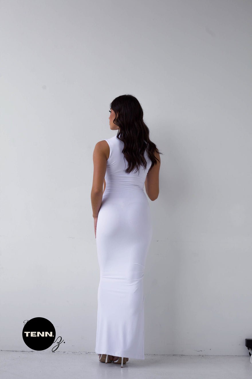 Ivona Skelo Vivia gown - White photo 2