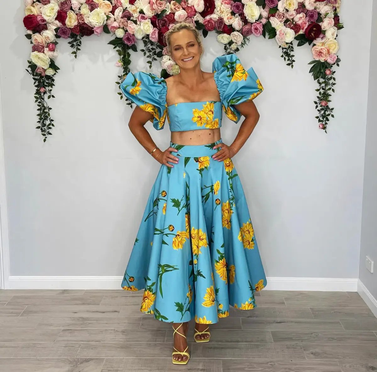 Leo and Lin Bleu Marguerite Puff Top & Maxi Skirt Set Print Size 10 photo 3