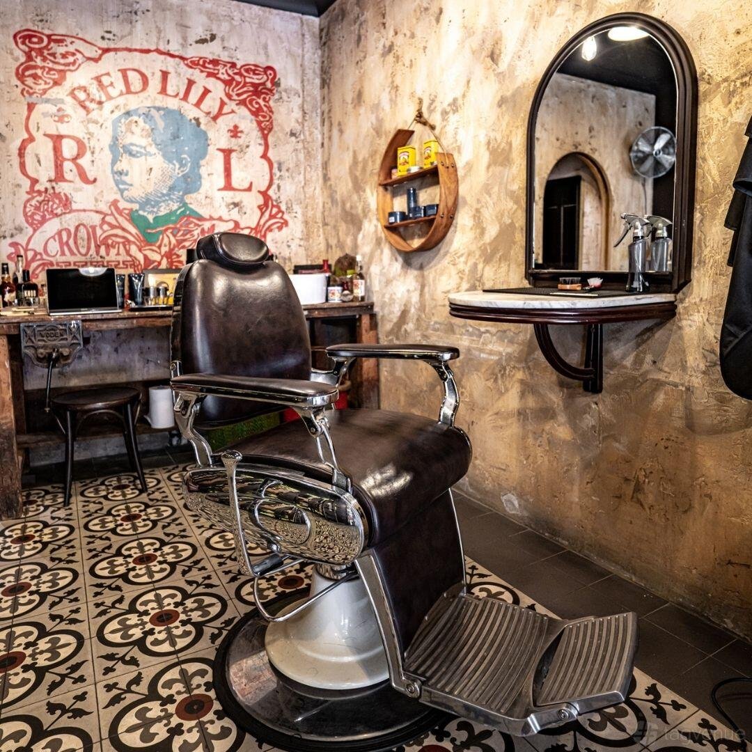 The Cut Barbershop at Red Lantern Restaurant & Private Dining Room photo 12