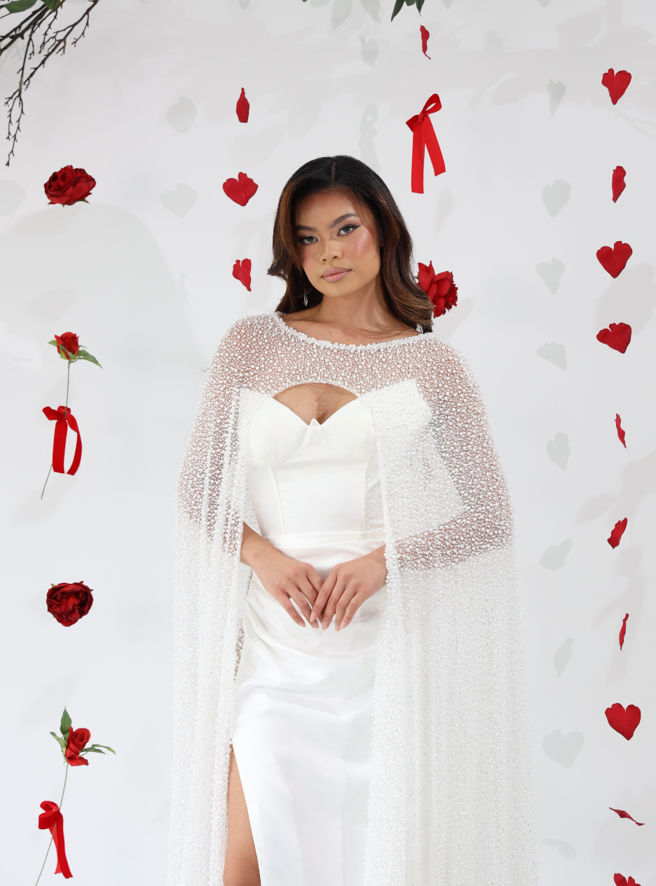 PEARL CAPE WHITE photo 2