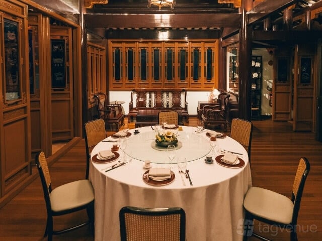 Blue Room at One Dining Teahouse and Restaurant photo 10