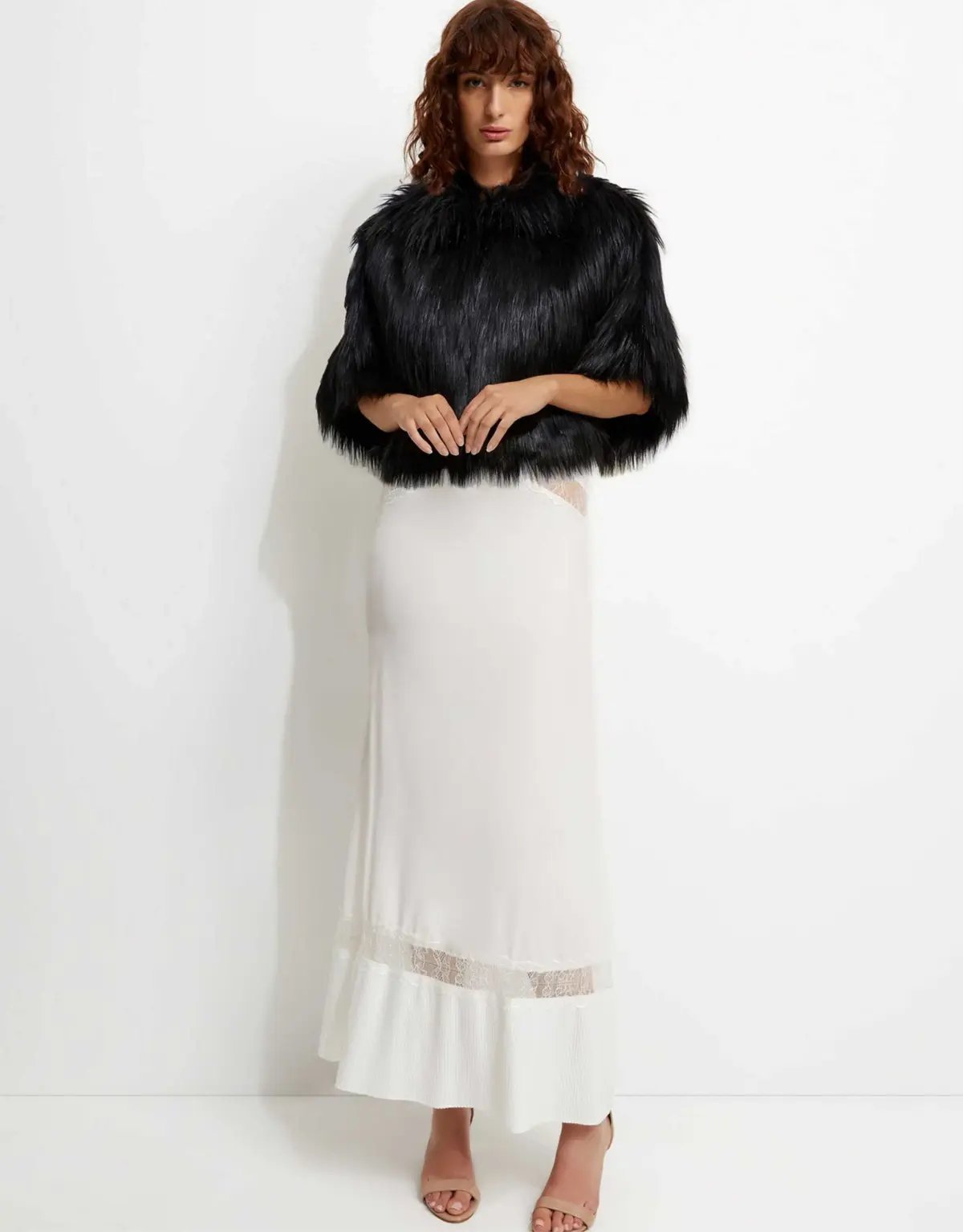 Unreal Fur Nord Cape Black One Size photo 4