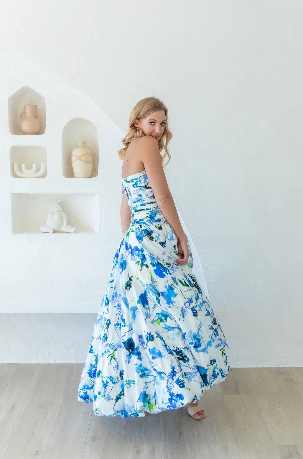 Aje Violette Bubble Hem Maxi Dress Lavenders Of Provence Print Size 6 photo 8