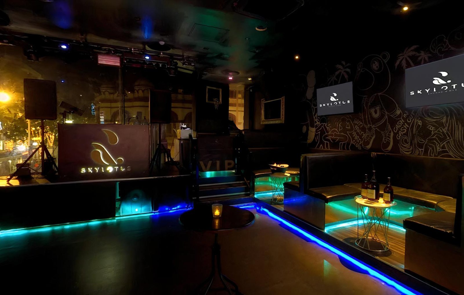 Club Area at Sky and Lotus photo 4