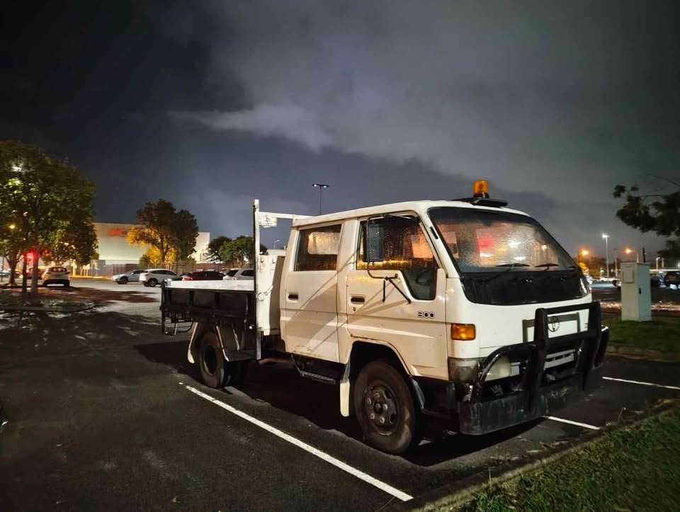 Moving / dump run /rubbish removal/ delivery photo 2