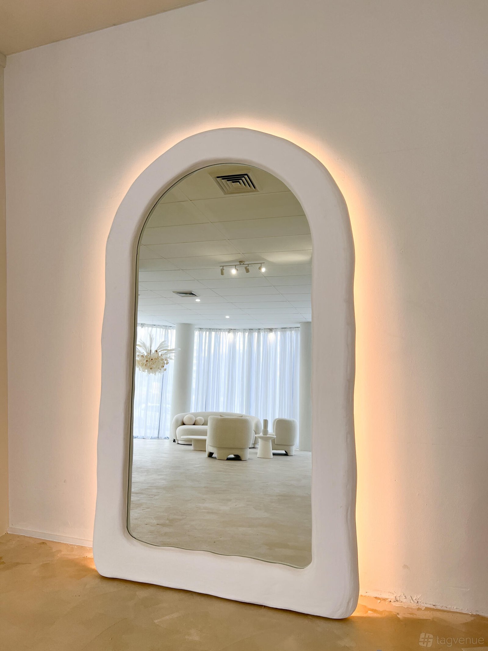 Sydney Luxury Event Venue at Cloud Nine Studio photo 5